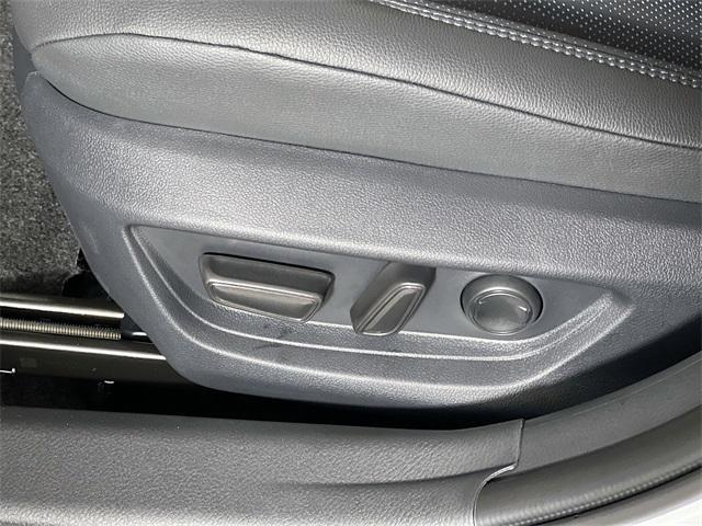 Photo of 2026 Wind Chill Prl Toyota Camry