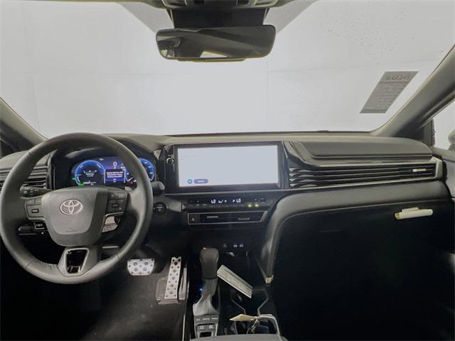 Photo of 2026 Wind Chill Prl Toyota Camry