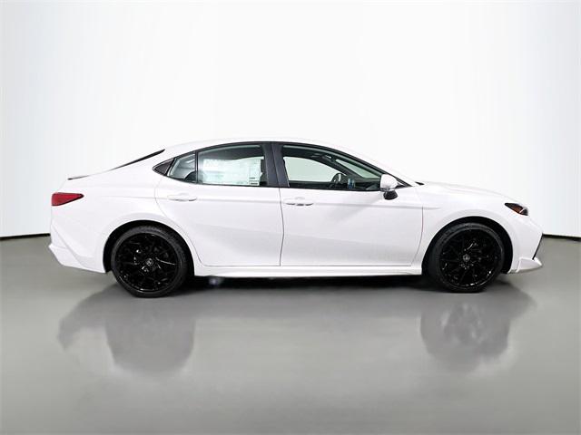 Photo of 2026 Wind Chill Prl Toyota Camry
