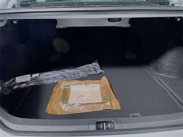 Photo of 2026 Wind Chill Prl Toyota Camry