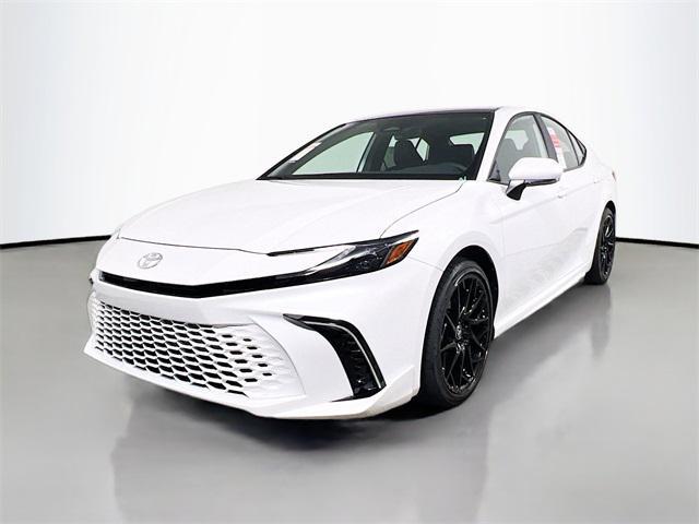 Photo of 2026 Wind Chill Prl Toyota Camry