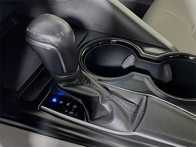 Photo of 2018 Midnight Black Metallic Toyota Camry