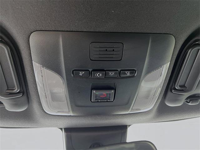 Photo of 2022 Silver Toyota Corolla