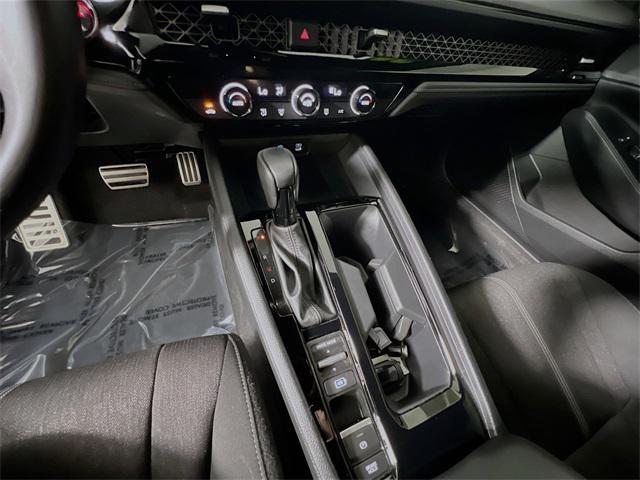 Photo of 2024 Crystal Black Pearl Honda Accord Hybrid