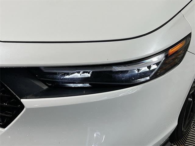 Photo of 2024 Crystal Black Pearl Honda Accord Hybrid