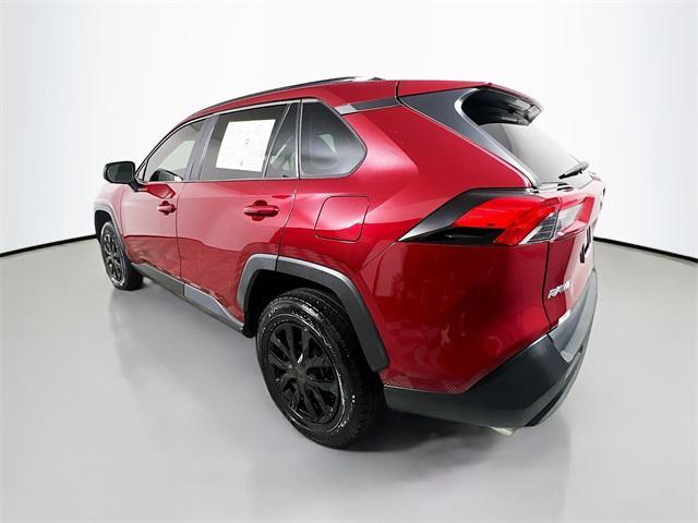 Photo of 2019 Ruby Flare Pearl Toyota RAV4