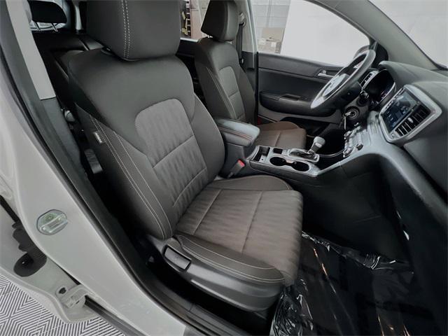 Photo of 2020 Clear White Kia Sportage
