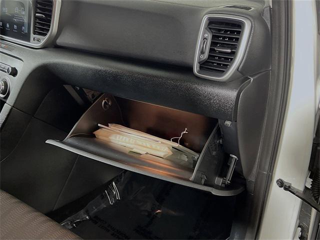 Photo of 2020 Clear White Kia Sportage