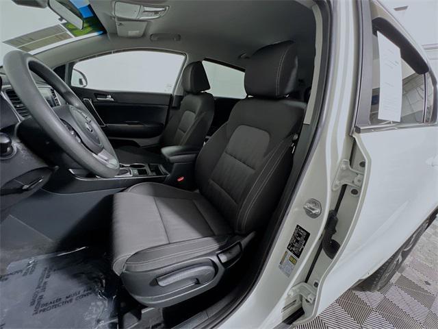 Photo of 2020 Clear White Kia Sportage