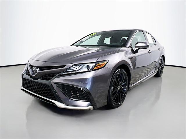 Photo of 2023 Gray Toyota Camry