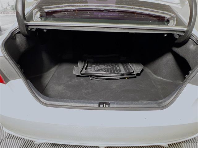 Photo of 2022 White Toyota Camry