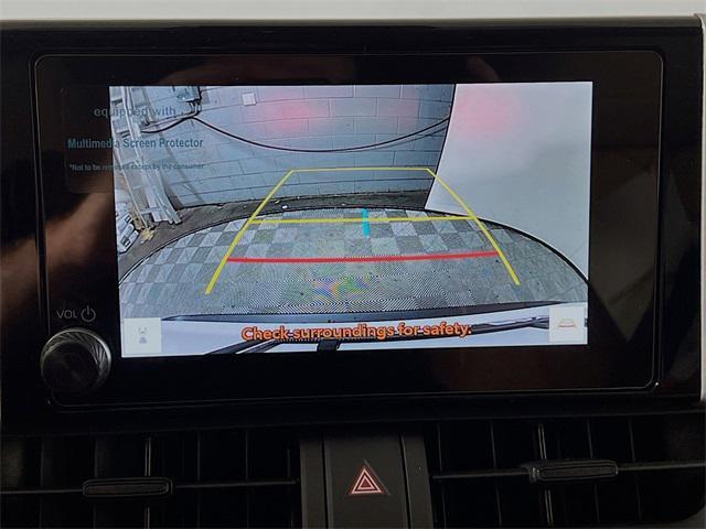 Photo of 2025 Ice Cap Toyota RAV4