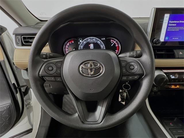 Photo of 2025 Ice Cap Toyota RAV4