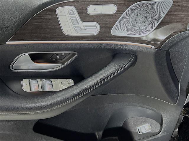 Photo of 2020 Polar White Mercedes-Benz GLE 350