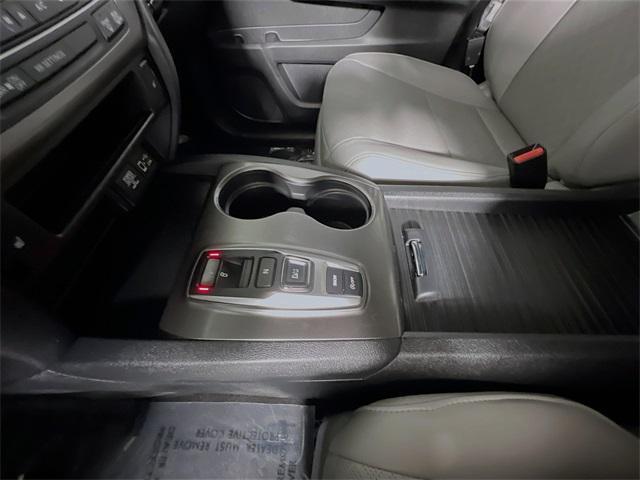 Photo of 2019 Modern Steel Metallic Honda Passport