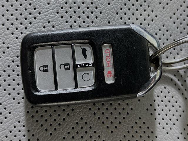 Photo of 2019 Modern Steel Metallic Honda Passport