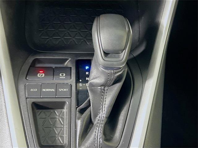 Photo of 2021 Silver Sky Metallic Toyota RAV4