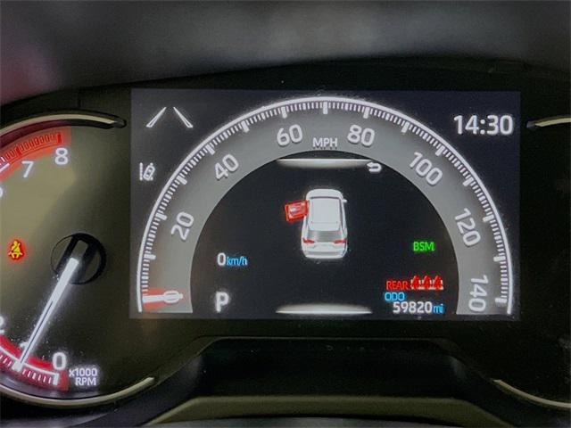 Photo of 2019 White Toyota RAV4
