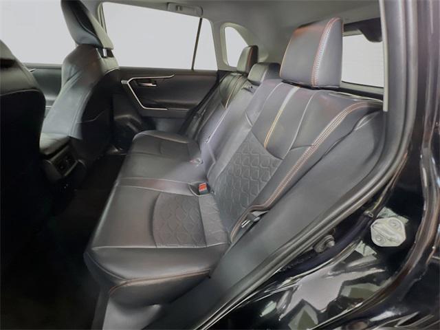 Photo of 2019 White Toyota RAV4