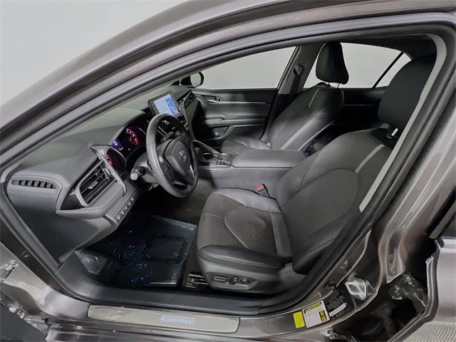 Photo of 2022 Gray Toyota Camry
