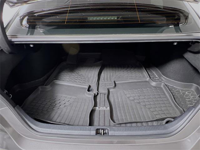 Photo of 2022 Gray Toyota Camry