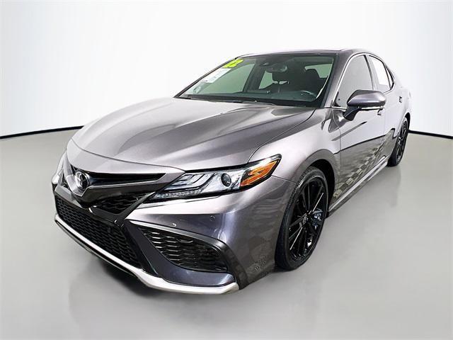 Photo of 2022 Gray Toyota Camry