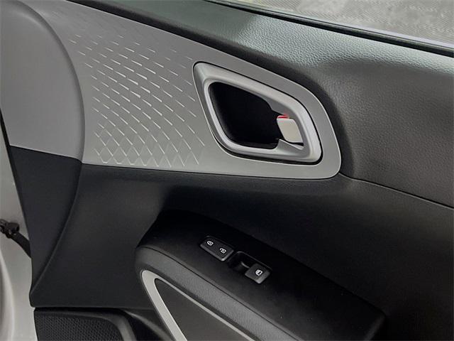 Photo of 2023 Steel Gray Kia Soul