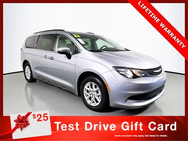 2021 Chrysler Voyager