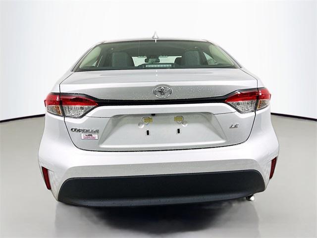 Photo of 2025 Classic Silver Metallic Toyota Corolla