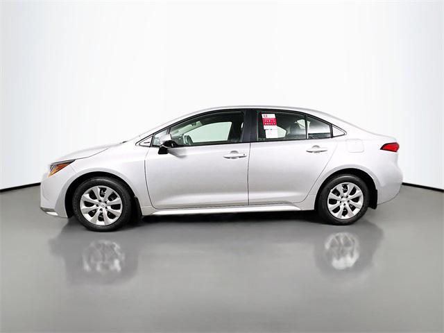 Photo of 2025 Classic Silver Metallic Toyota Corolla