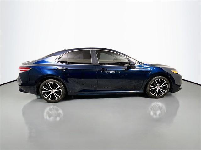 Photo of 2020 Galactic Aqua Mica Toyota Camry