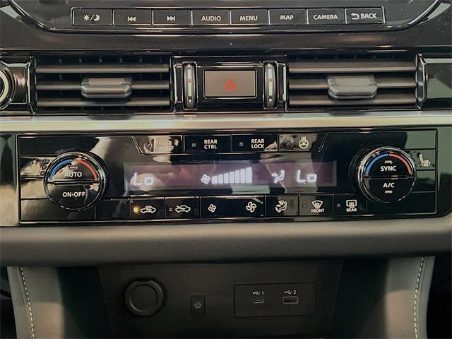 Photo of 2023 Scarlet Ember Tintcoat Nissan Pathfinder