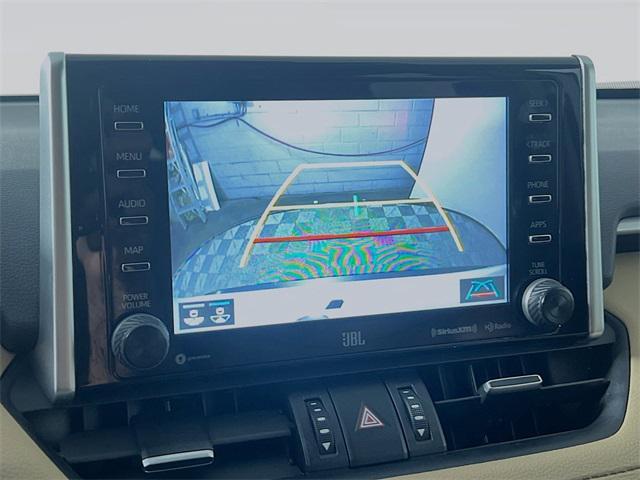 Photo of 2021 Blizzard Pearl Toyota RAV4