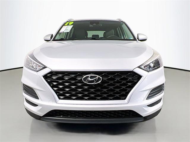 Photo of 2019 Molten Silver Hyundai TUCSON