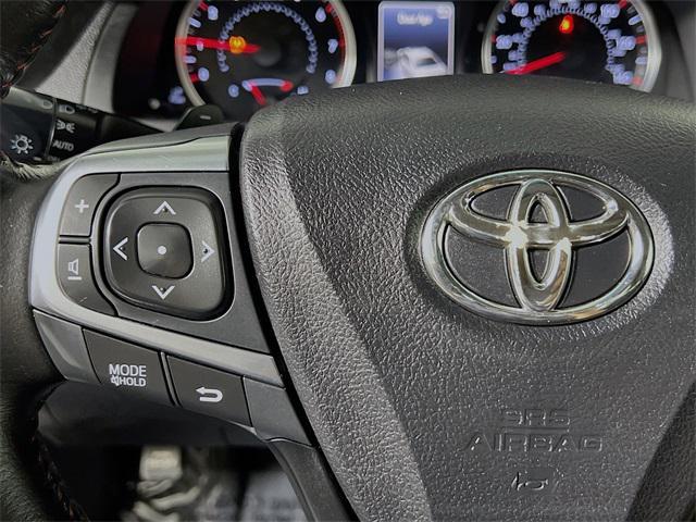 Photo of 2016 Gray Toyota Camry