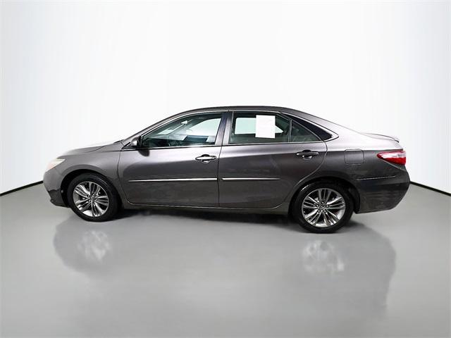Photo of 2016 Gray Toyota Camry