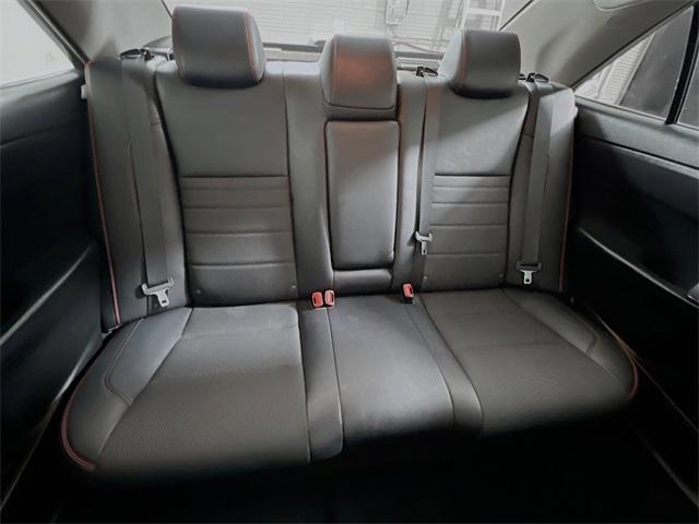 Photo of 2016 Gray Toyota Camry