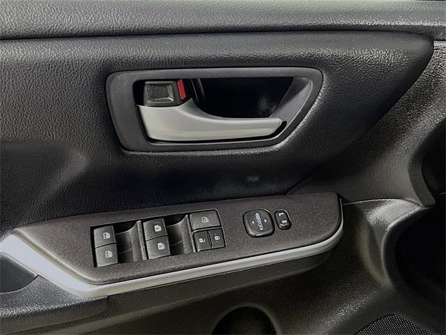 Photo of 2016 Gray Toyota Camry