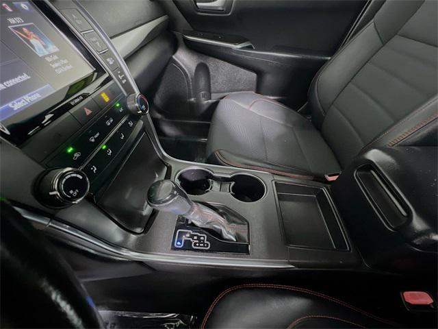 Photo of 2016 Gray Toyota Camry