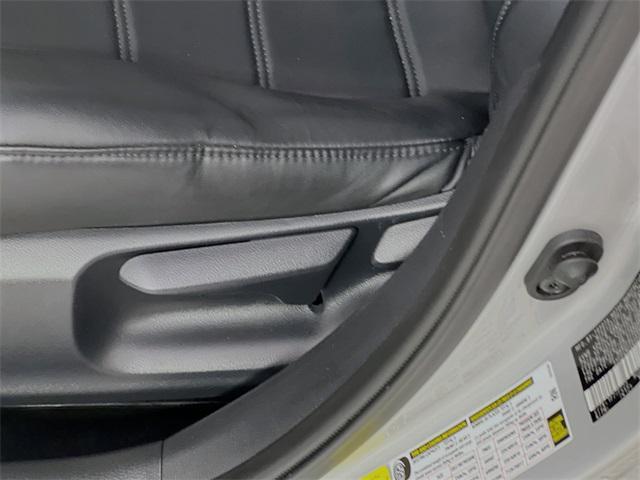 Photo of 2025 Silver Toyota Corolla