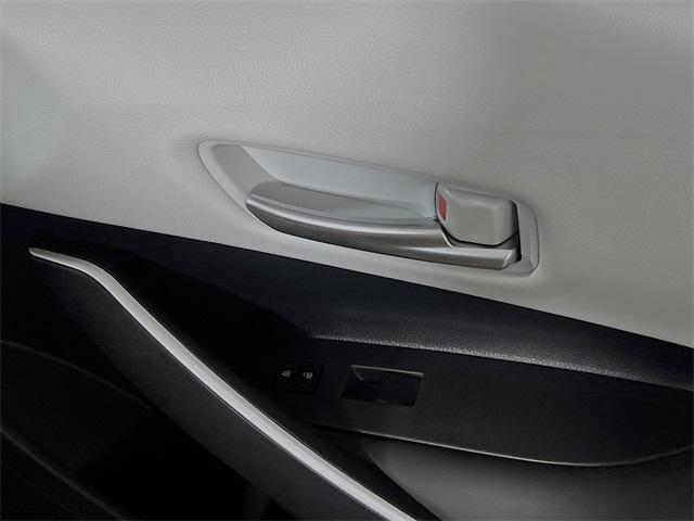 Photo of 2025 Silver Toyota Corolla