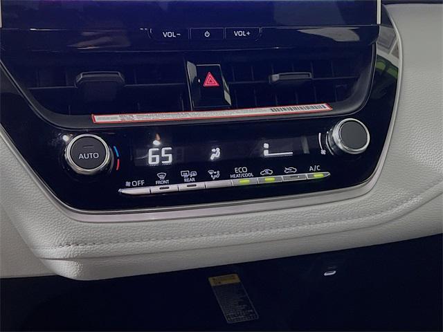 Photo of 2025 Silver Toyota Corolla