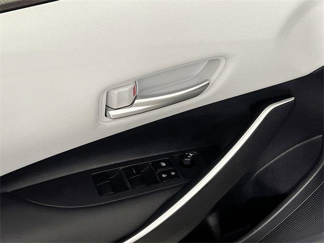 Photo of 2025 Silver Toyota Corolla