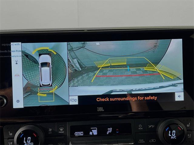 Photo of 2025 Wind Chill Prl Toyota Grand Highlander