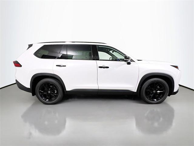 Photo of 2025 Wind Chill Prl Toyota Grand Highlander