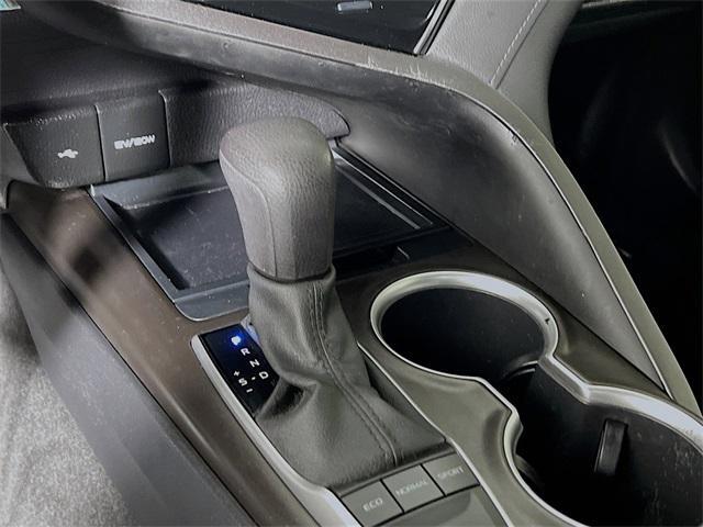 Photo of 2023 Midnight Black Metallic Toyota Camry