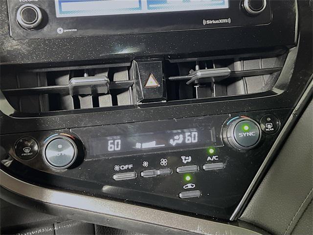 Photo of 2023 Midnight Black Metallic Toyota Camry