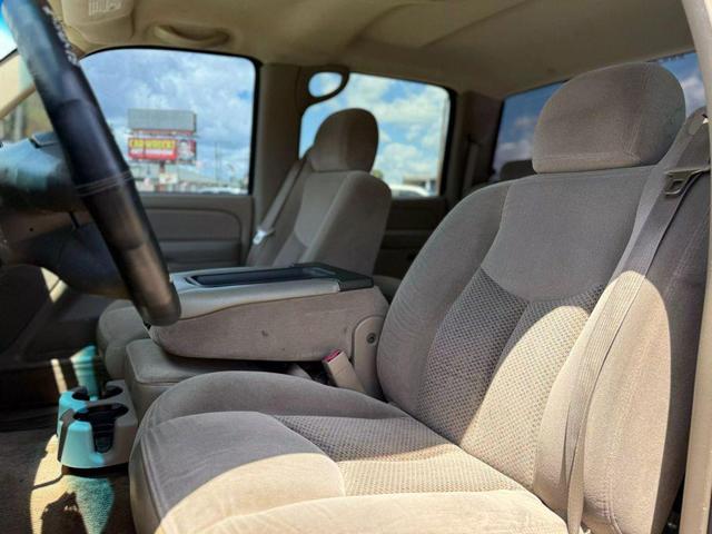 Photo of 2005 Summit White Chevrolet Silverado 1500