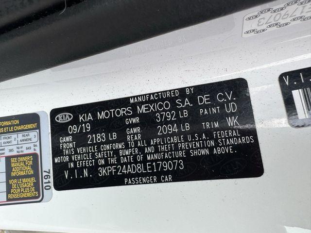 Photo of 2020 Clear White Kia Forte