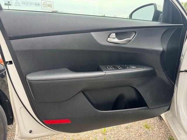 Photo of 2020 Clear White Kia Forte